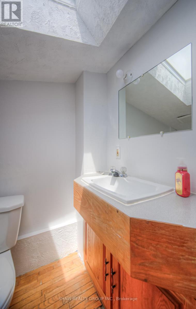 1 Francis Street, Cambridge, Ontario  N1S 1Z6 - Photo 32 - X12144023