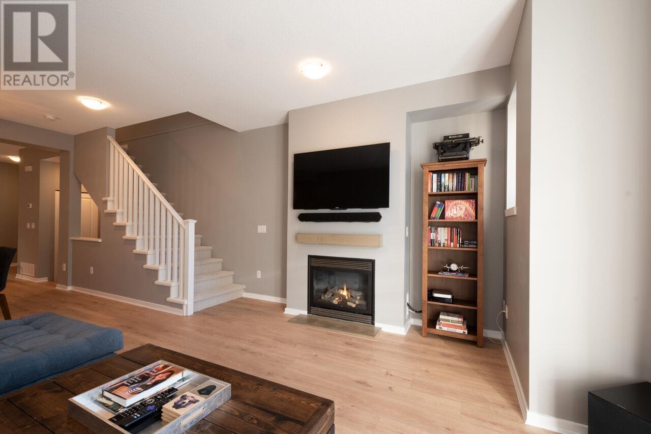 Property at 75 2200 PANORAMA DRIVE image 5