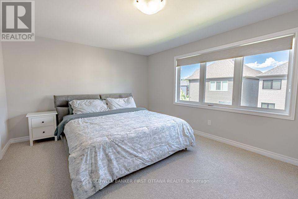12 Hawks Landing Crescent, Ottawa, Ontario  K2S 1W1 - Photo 21 - X12144680