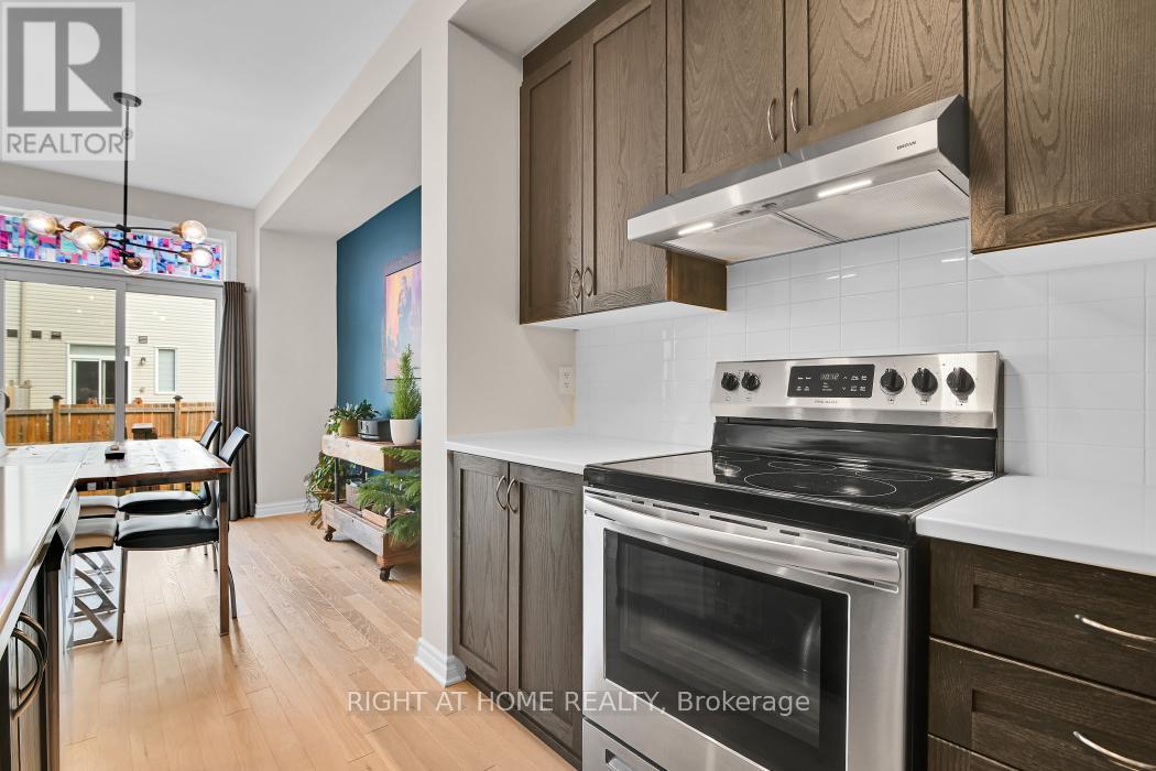 166 Gardenpost Terrace, Ottawa, Ontario  K4A 5G8 - Photo 9 - X12144821