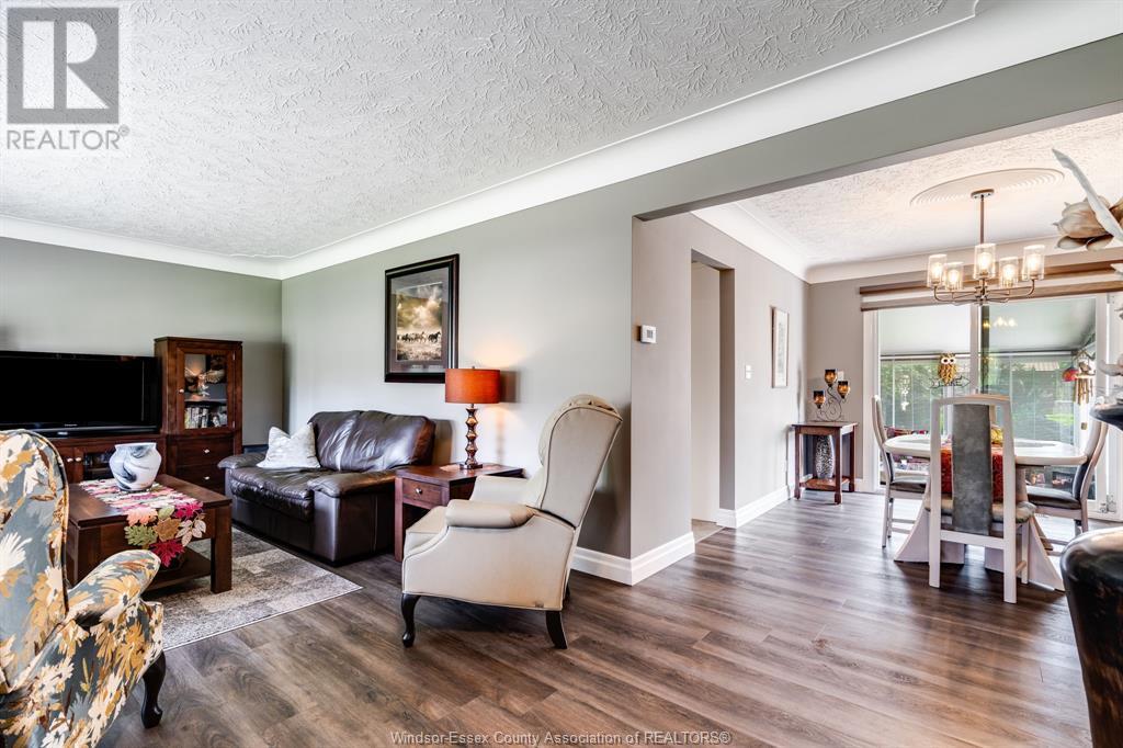 Property at 1418 SIMMERS AVENUE image 3