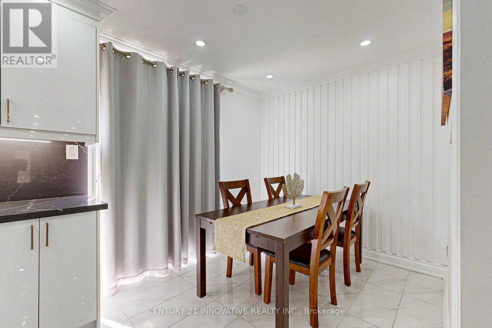 31 Stable Gate, Brampton, Ontario  L7A 1V7 - Photo 16 - W12141487