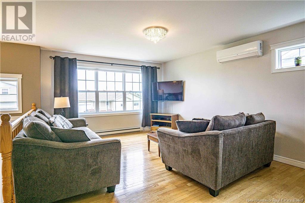 Property at 79 Dawson Drive image 3