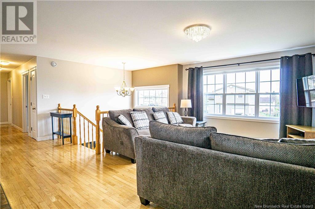 Property at 79 Dawson Drive image 5