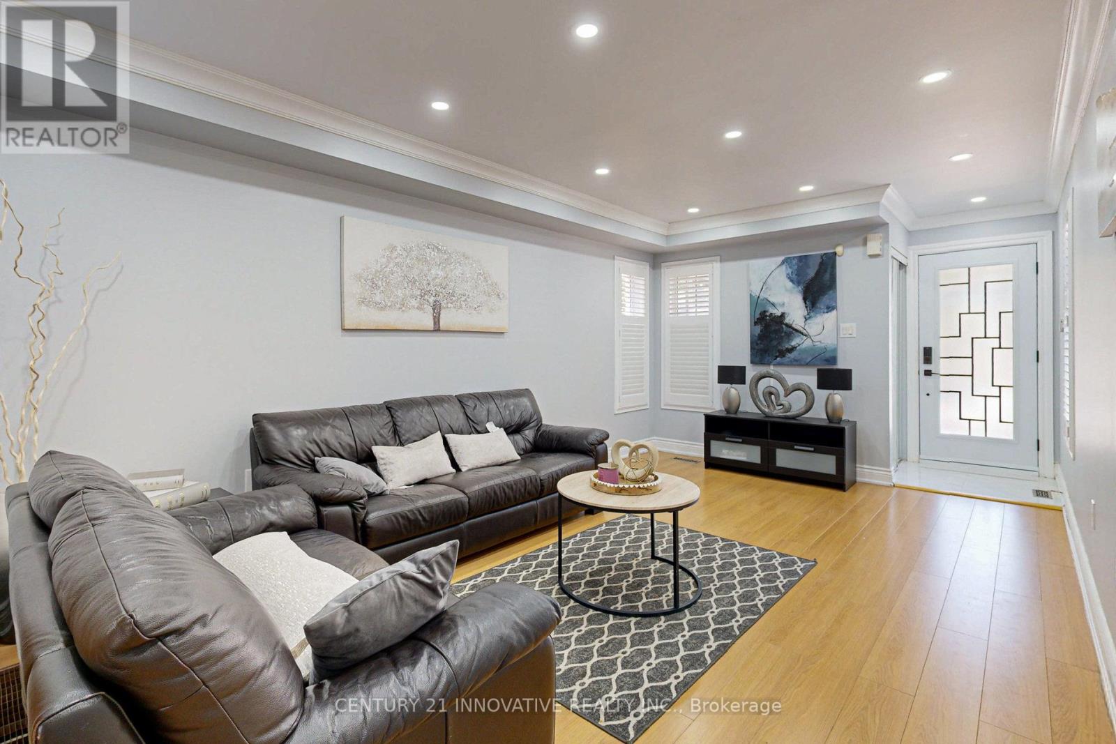 31 Stable Gate, Brampton, Ontario  L7A 1V7 - Photo 8 - W12141487
