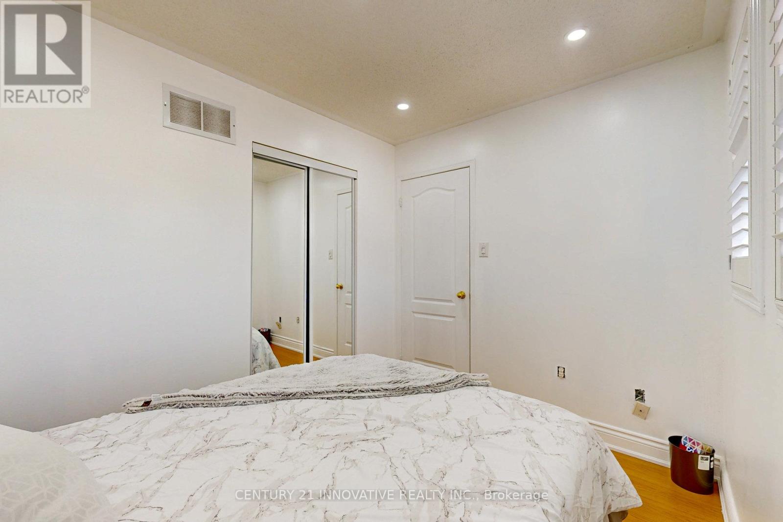 31 Stable Gate, Brampton, Ontario  L7A 1V7 - Photo 20 - W12141487