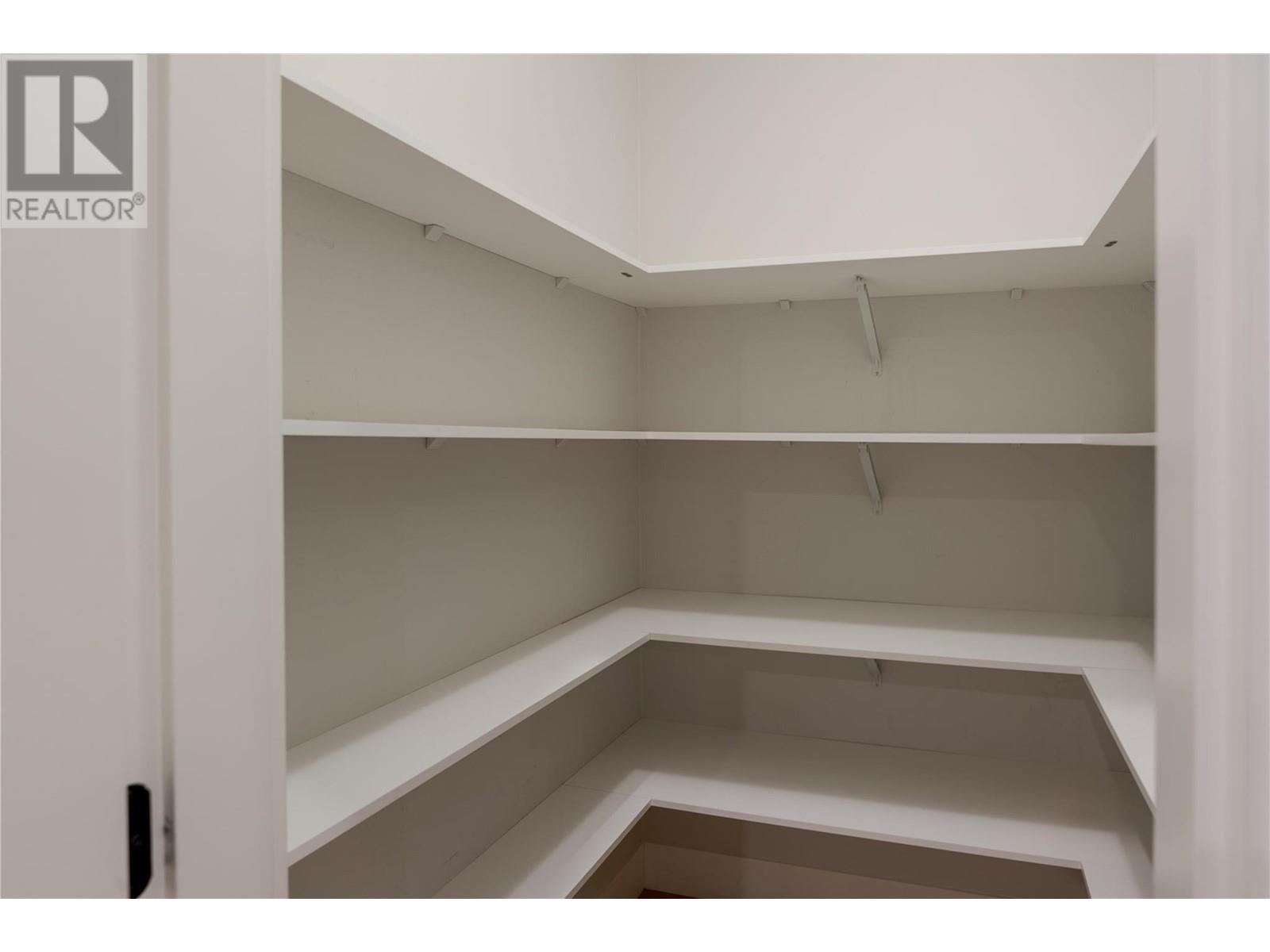 Property at 10100 Tyndall Road Unit# 3 image 4