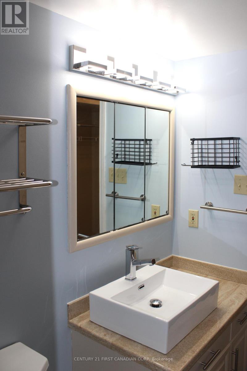 209 - 1510 Richmond Street, London North, Ontario  N6G 4V2 - Photo 18 - X12144713