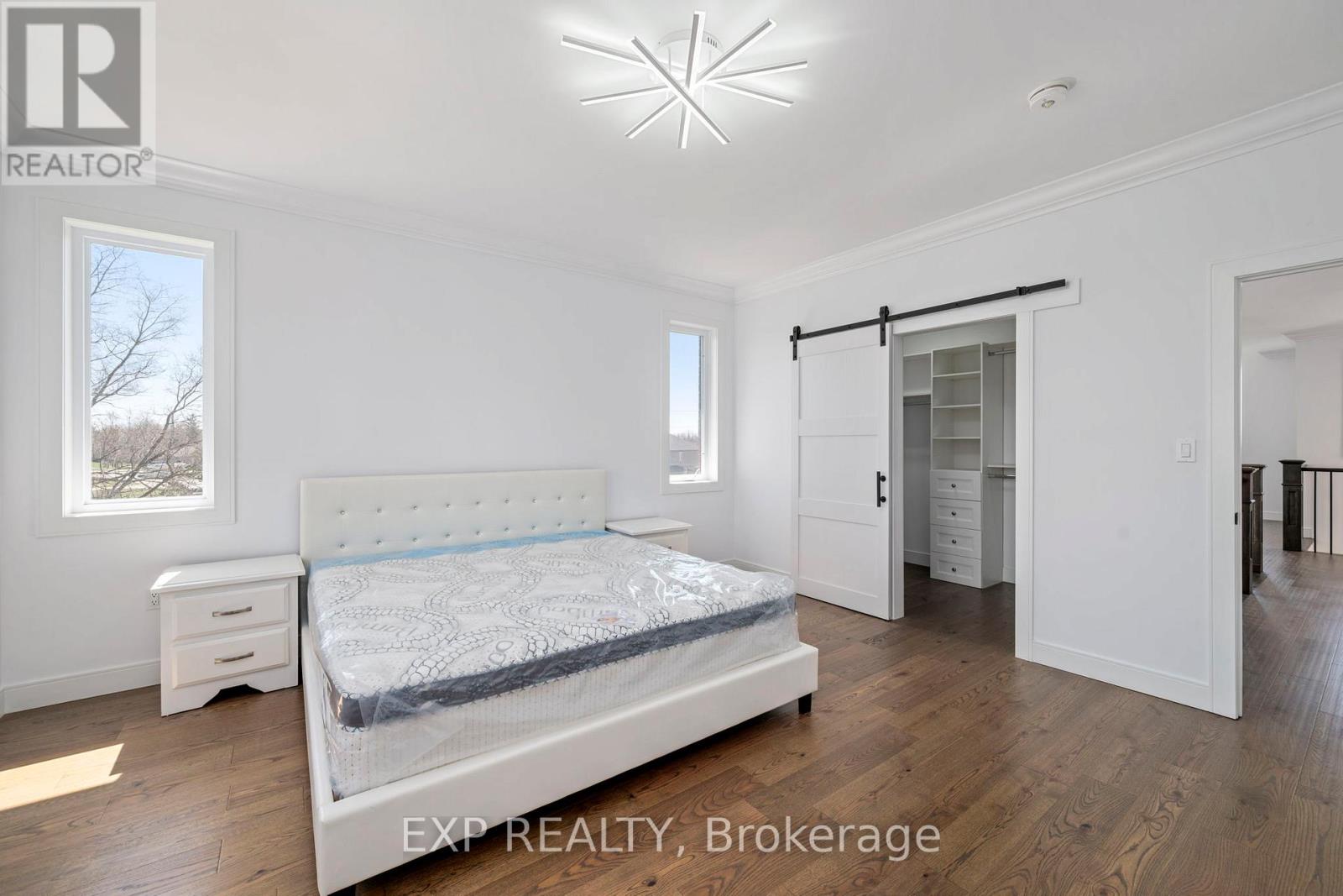 191 Queen Street, Middlesex Centre, Ontario  N0L 1R0 - Photo 23 - X12144806