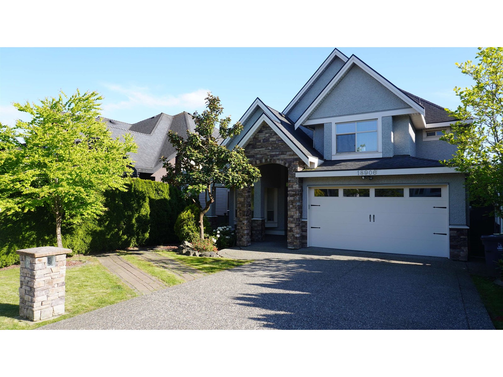 Property at 18906 54A AVENUE image 2