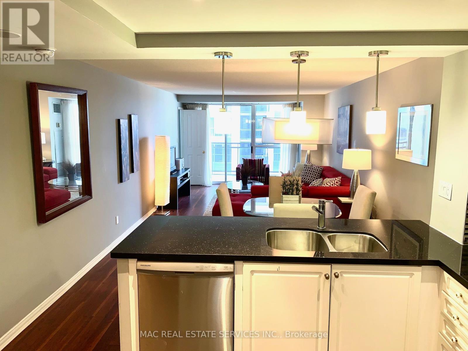 1510 - 28 Hollywood Avenue, Toronto, Ontario  M2N 6S4 - Photo 3 - C12144461
