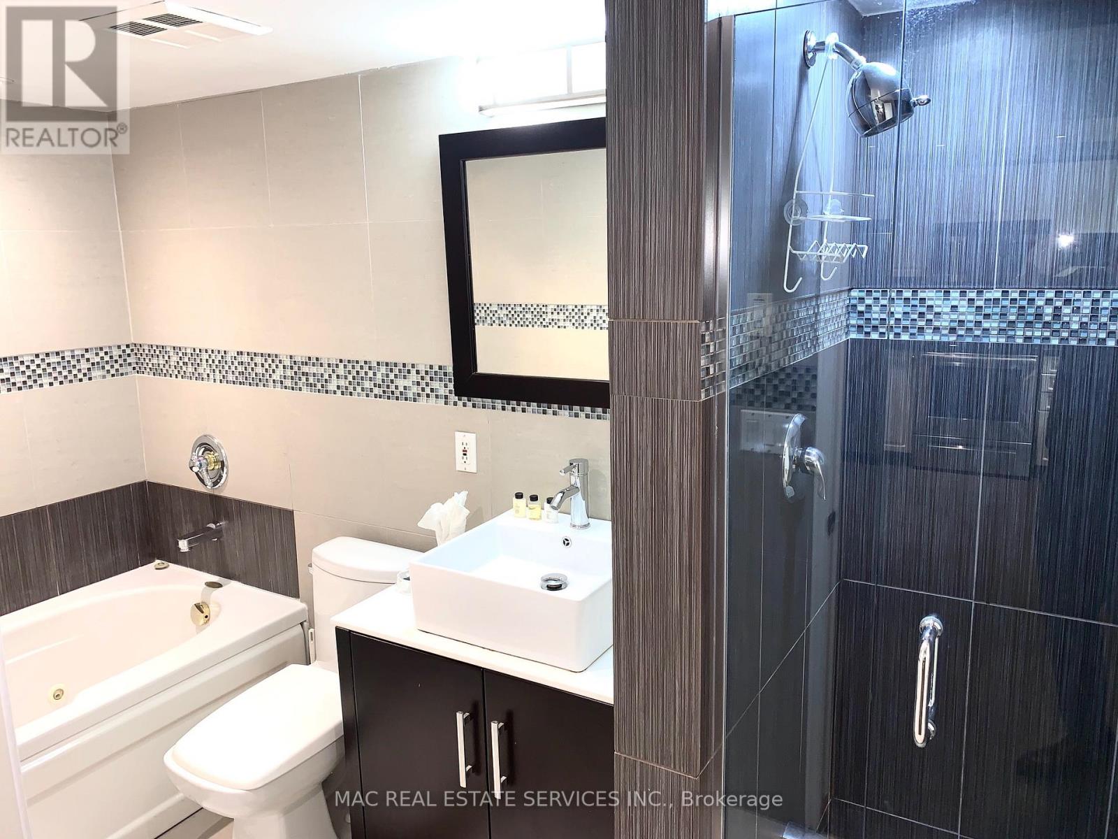 1510 - 28 Hollywood Avenue, Toronto, Ontario  M2N 6S4 - Photo 8 - C12144461