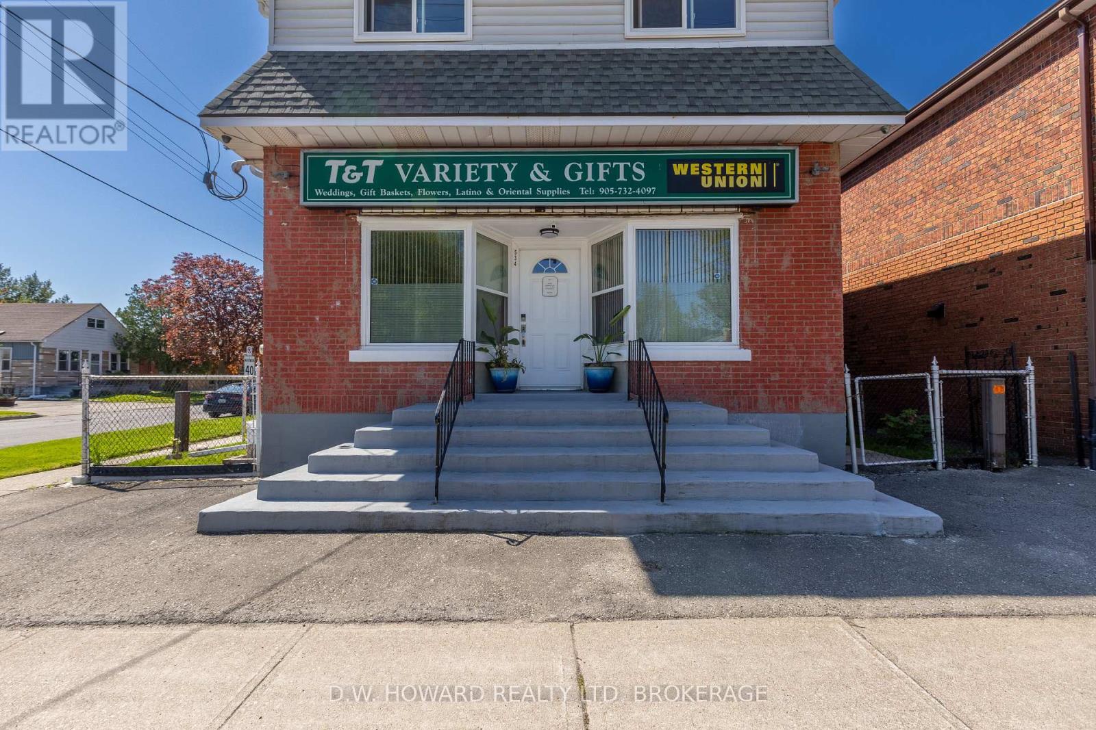 Property at 534 LINCOLN STREET image 3