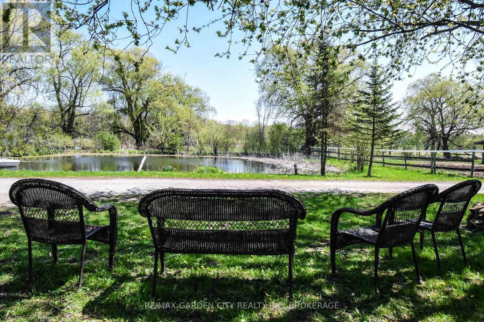 6467 Sauer Road, Niagara Falls, Ontario  L3B 5N4 - Photo 5 - X12144813