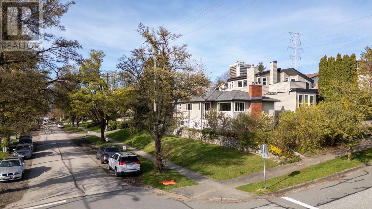 Property at 3605 OXFORD STREET image 3