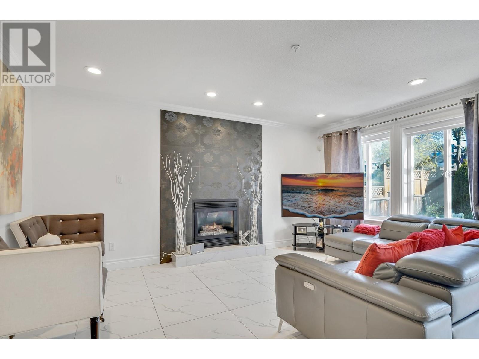 4218 W 10th Avenue, Vancouver, British Columbia  V6R 2H4 - Photo 12 - R2996380