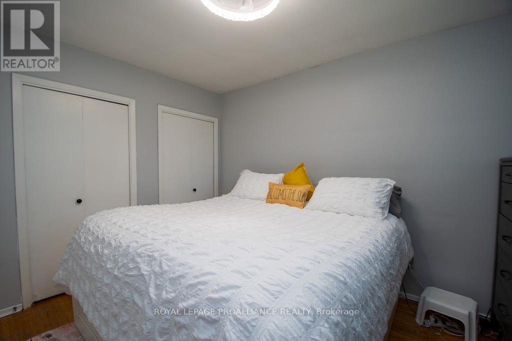 1060 Glendale Drive, Peterborough North, Ontario  K9H 6M4 - Photo 12 - X12144894