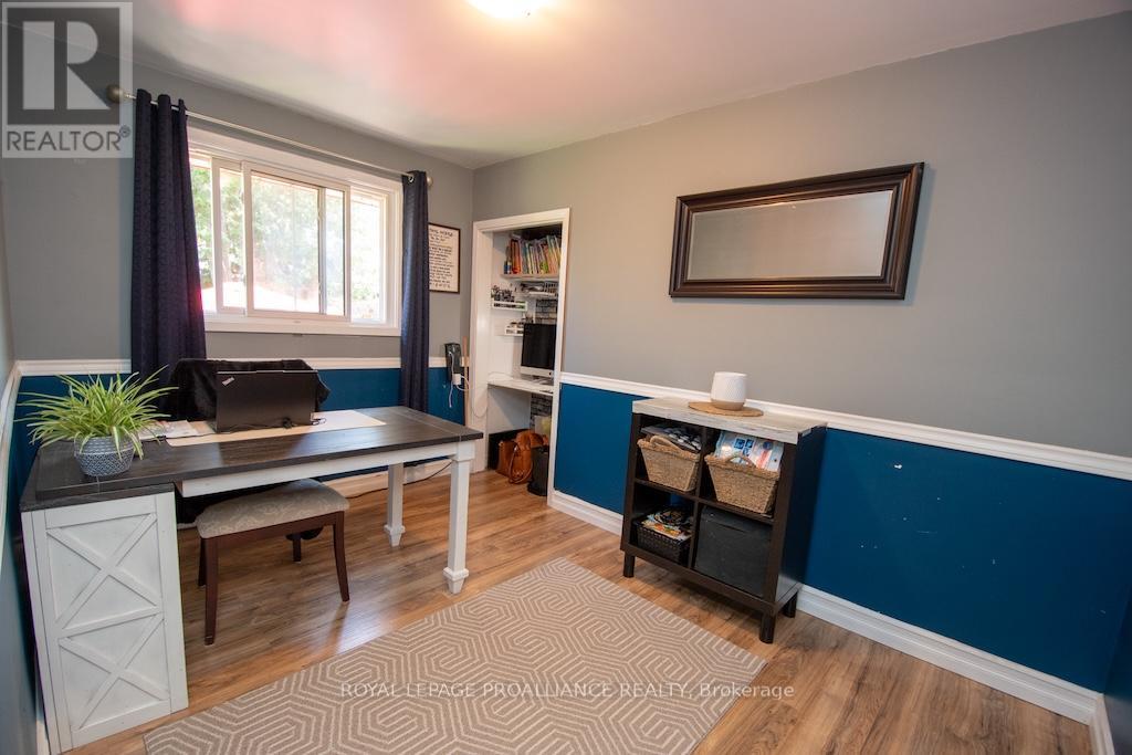 1060 Glendale Drive, Peterborough North, Ontario  K9H 6M4 - Photo 16 - X12144894