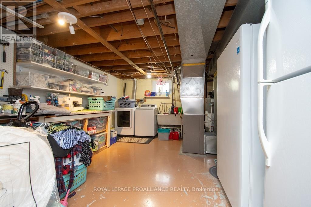 1060 Glendale Drive, Peterborough North, Ontario  K9H 6M4 - Photo 28 - X12144894