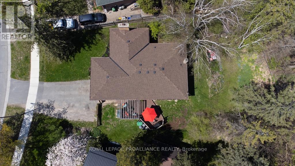 1060 Glendale Drive, Peterborough North, Ontario  K9H 6M4 - Photo 30 - X12144894