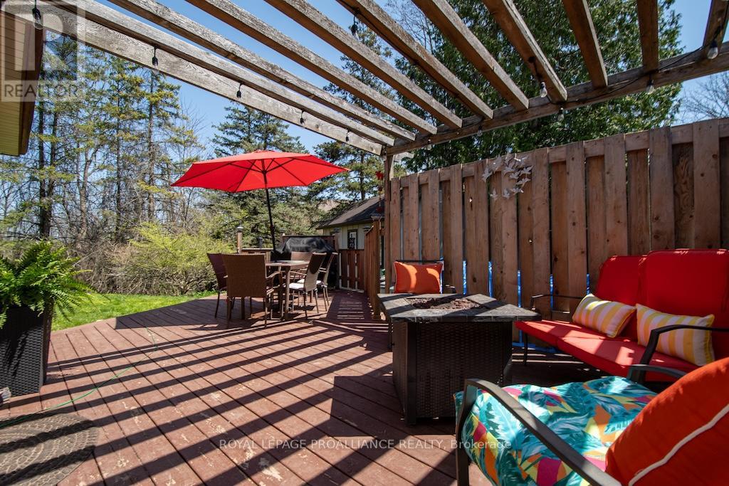 1060 Glendale Drive, Peterborough North, Ontario  K9H 6M4 - Photo 36 - X12144894