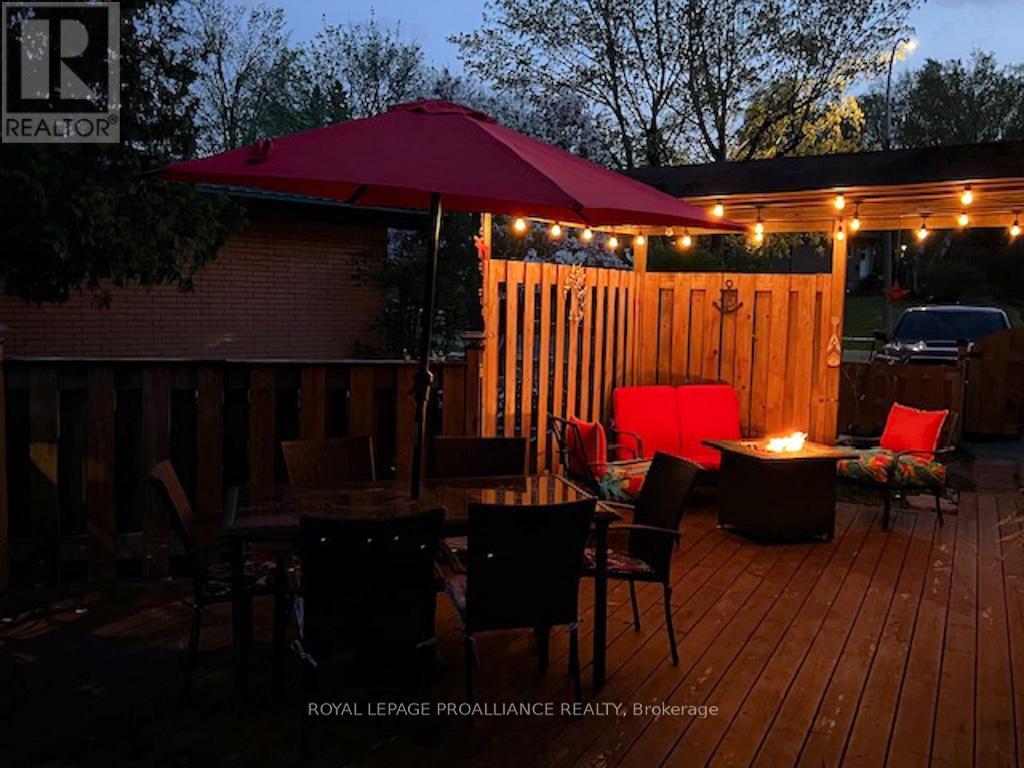 1060 Glendale Drive, Peterborough North, Ontario  K9H 6M4 - Photo 39 - X12144894