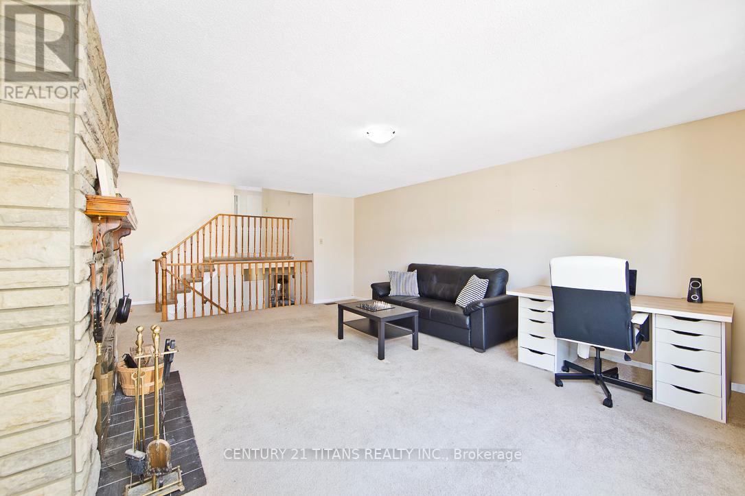 75 Cornwall Drive, Ajax, Ontario  L1T 3G2 - Photo 12 - E12144481
