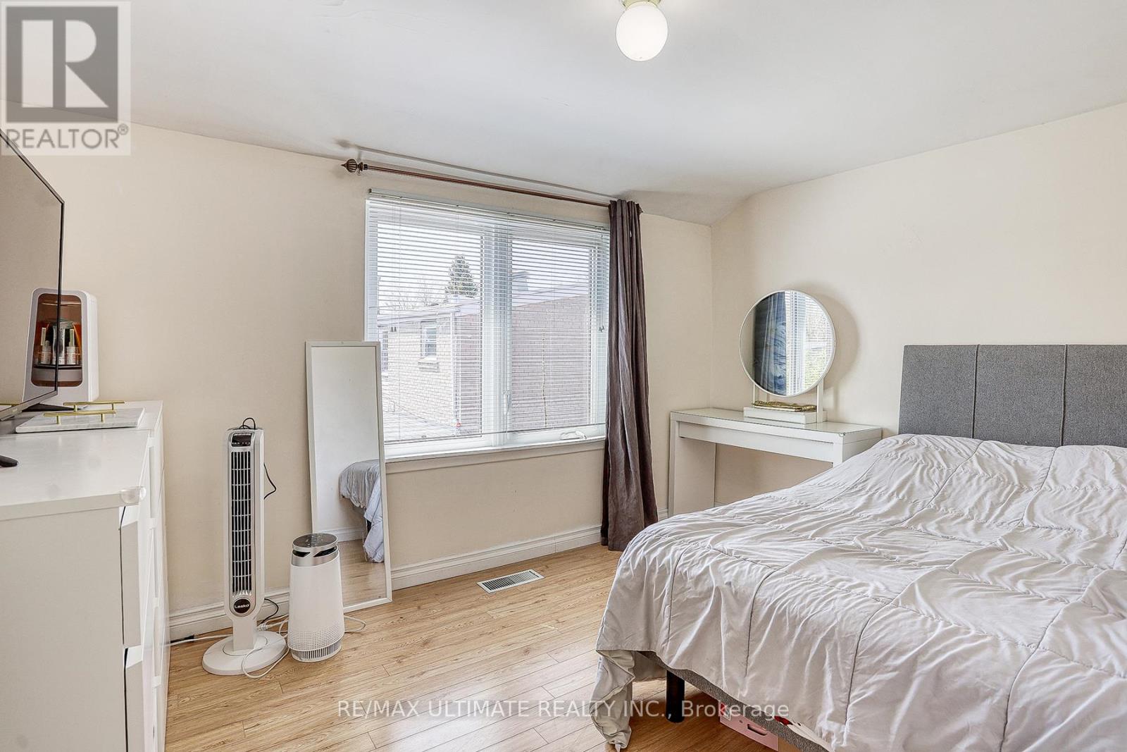 Property at 43 ASHWICK DRIVE image 5