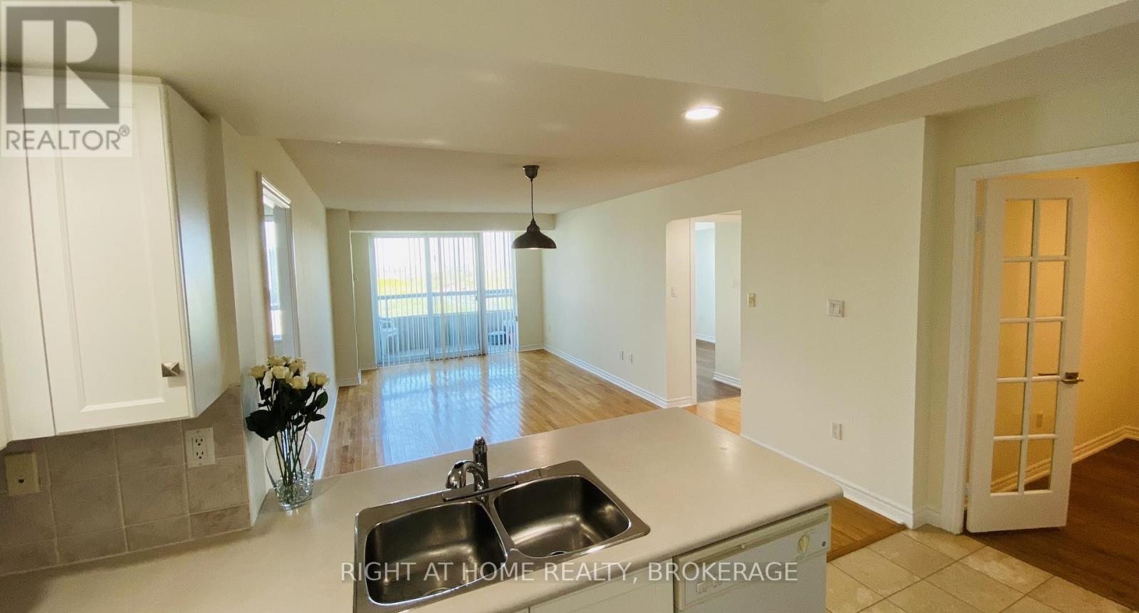 2133 - 125 Omni Drive, Toronto, Ontario  M1P 5A9 - Photo 19 - E12144594