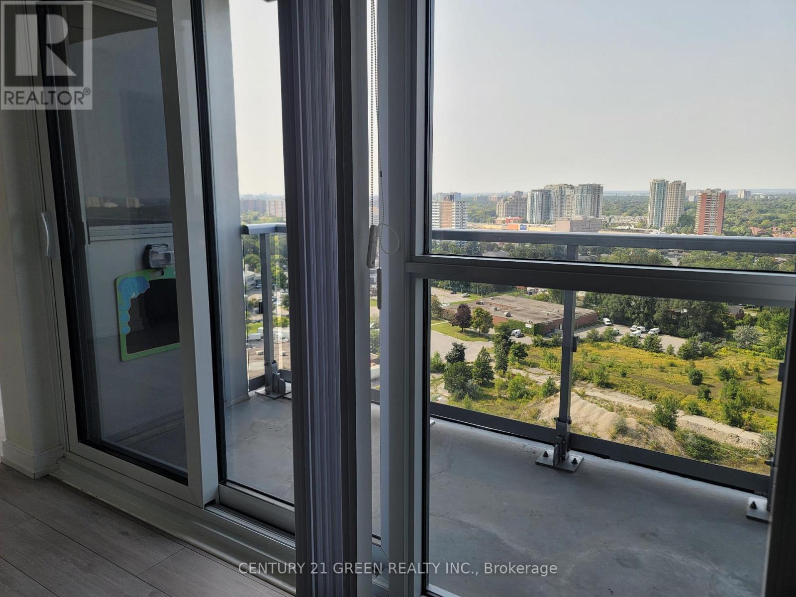 2003 - 225 Village Green Square, Toronto (Agincourt South-Malvern West), Ontario  M1S 0L7 - Photo 15 - E12144612