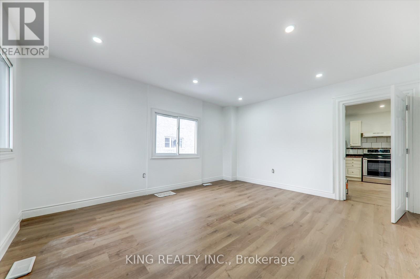 119 Celina Street, Oshawa, Ontario  L1H 4N3 - Photo 13 - E12144625