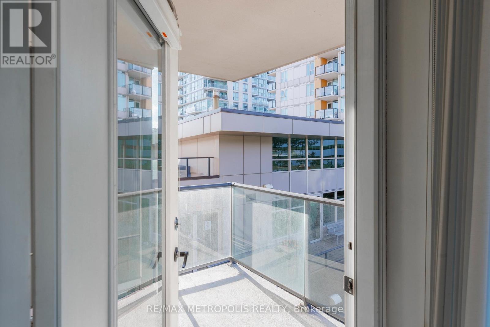 611 - 190 Borough Drive, Toronto, Ontario  M1P 0B6 - Photo 11 - E12144640