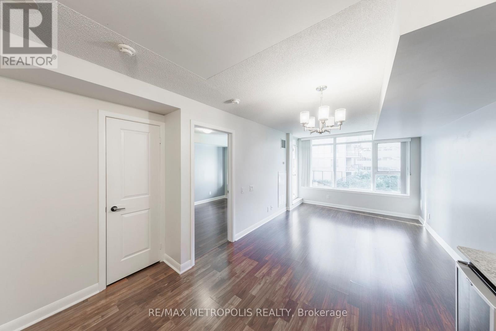 611 - 190 Borough Drive, Toronto (Bendale), Ontario  M1P 0B6 - Photo 4 - E12144640