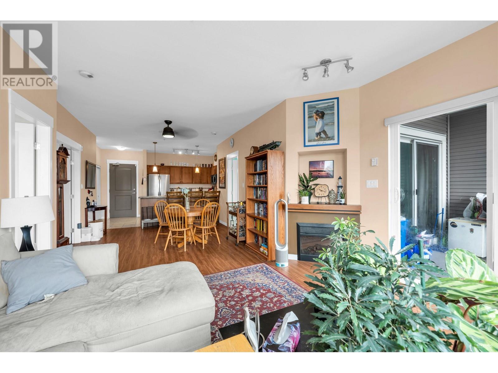 315 12350 Harris Road, Pitt Meadows, British Columbia  V3Y 0C5 - Photo 7 - R2973436