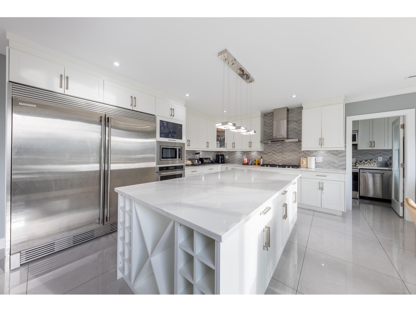 Property at 17268 61A AVENUE image 5