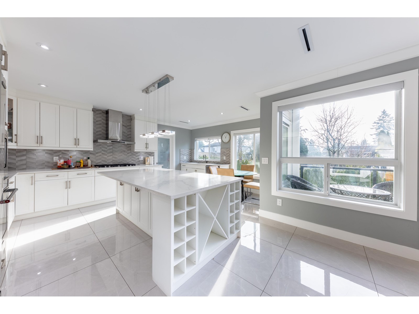 17268 61a Avenue, Surrey, British Columbia  V3S 4V7 - Photo 6 - R3001315