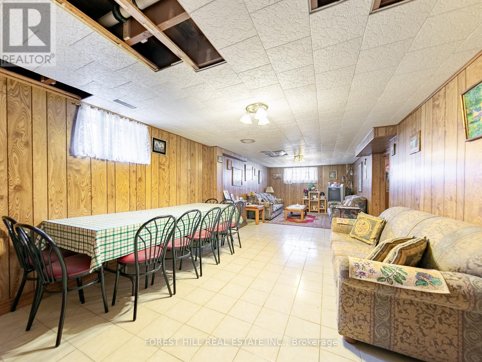 221 Elgin Mills Road W, Richmond Hill, Ontario  L4C 4M1 - Photo 13 - N12144606