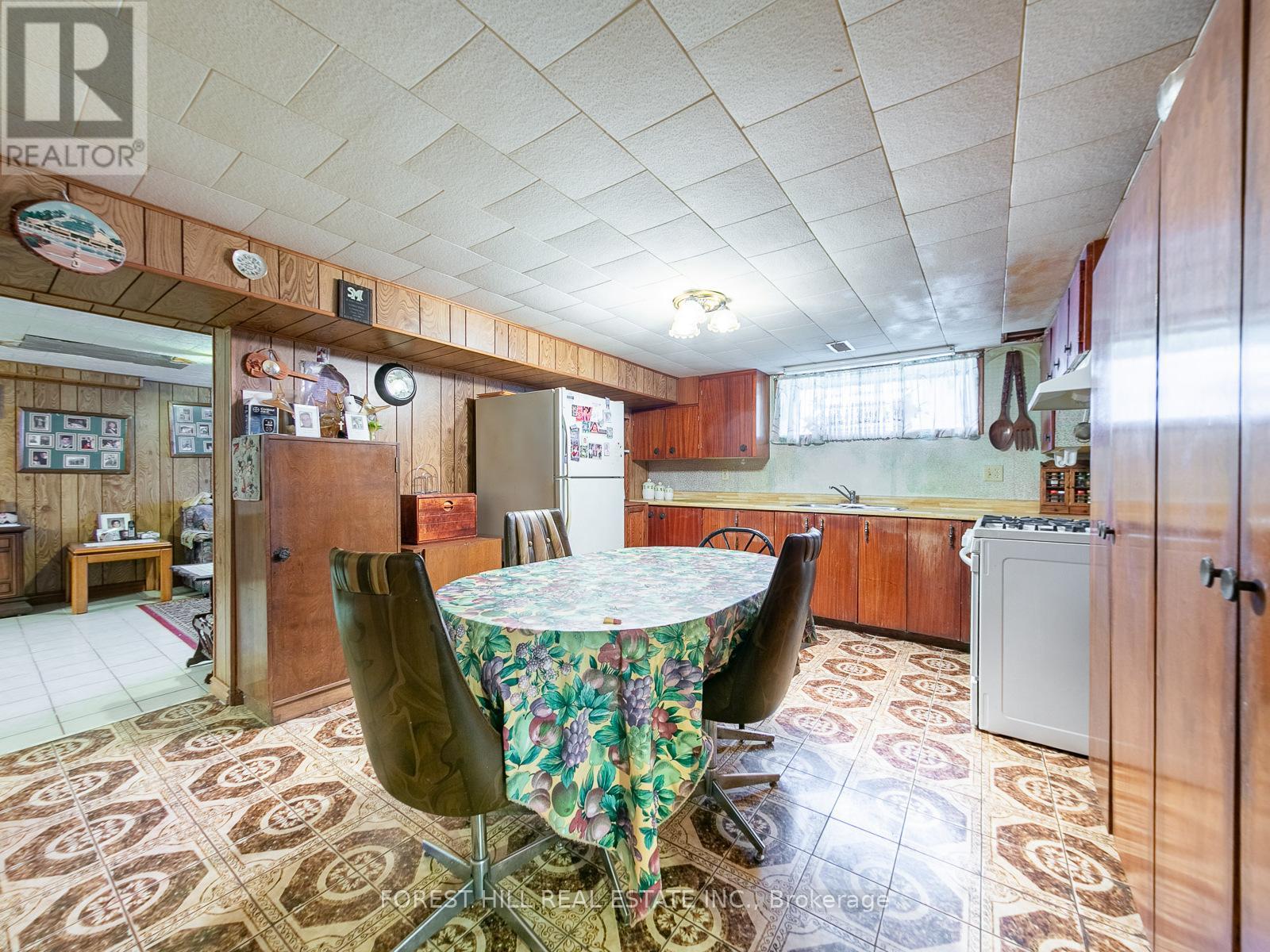 221 Elgin Mills Road W, Richmond Hill, Ontario  L4C 4M1 - Photo 14 - N12144606