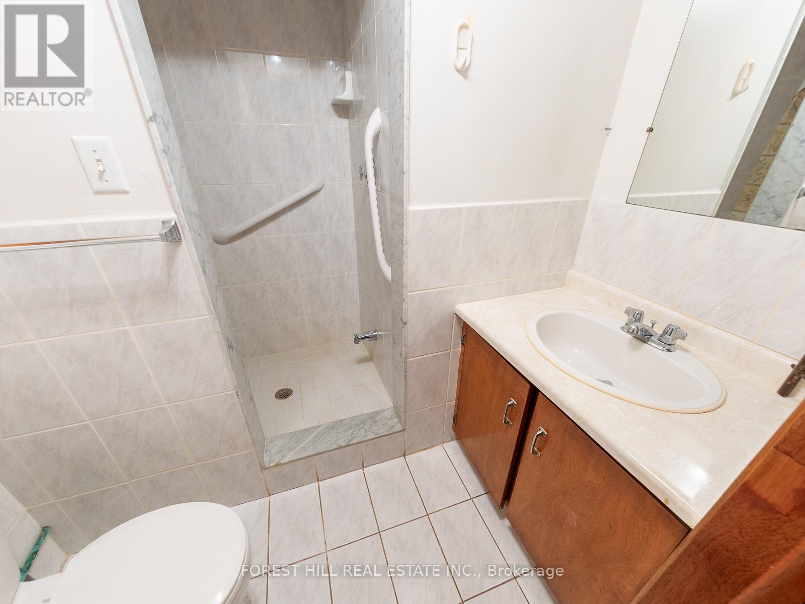 221 Elgin Mills Road W, Richmond Hill, Ontario  L4C 4M1 - Photo 15 - N12144606
