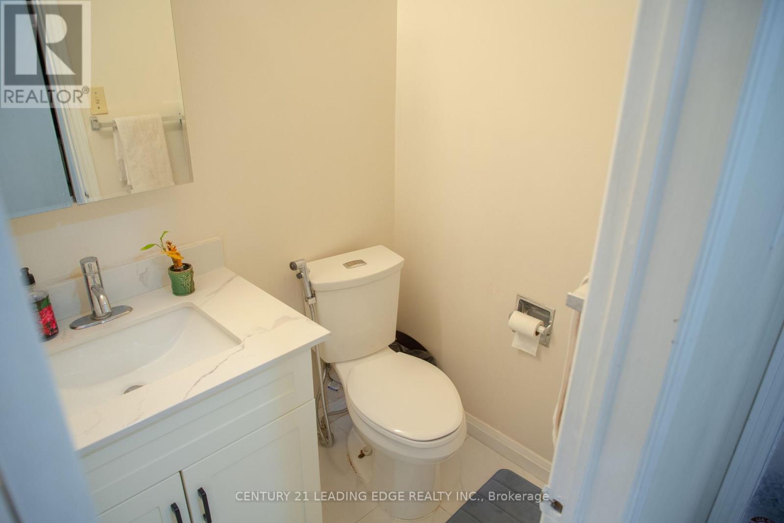 165 Stephenson Crescent, Richmond Hill, Ontario  L4C 5T3 - Photo 12 - N12144621