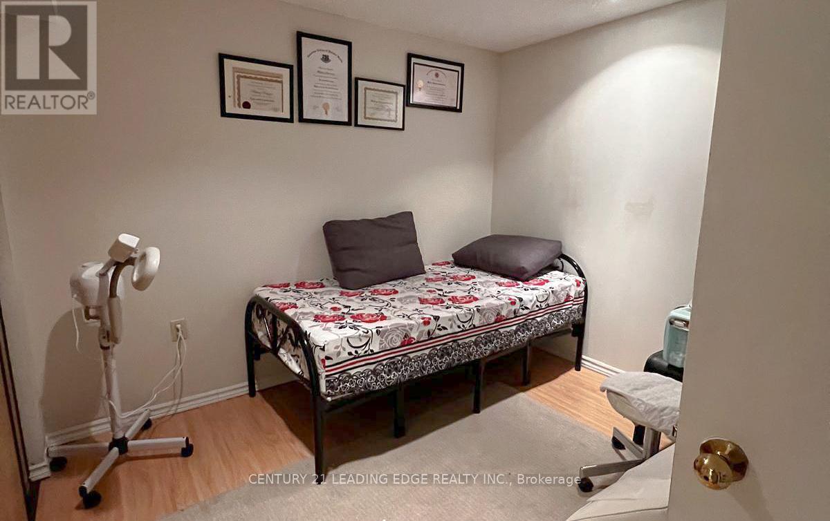 165 Stephenson Crescent, Richmond Hill, Ontario  L4C 5T3 - Photo 24 - N12144621
