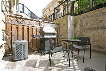 19 - 88 Carr Street, Toronto, Ontario  M5T 1B7 - Photo 3 - C12144787
