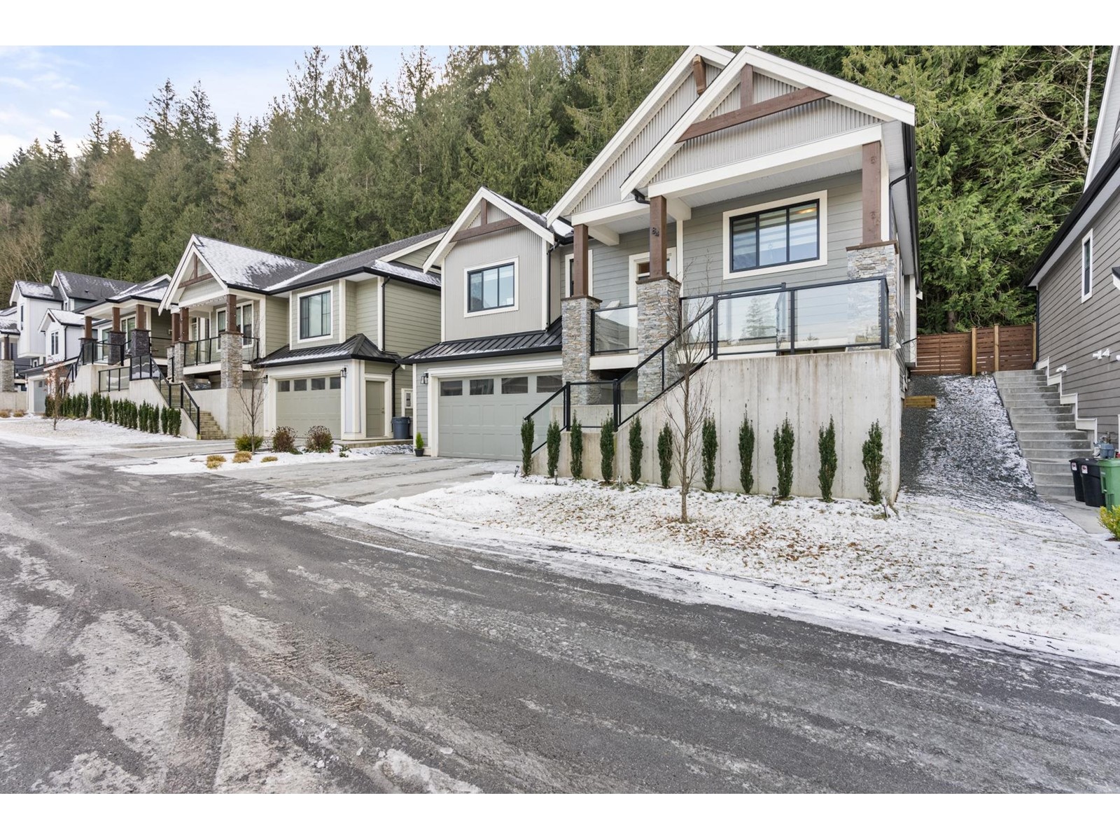 Property at 84 1880 COLUMBIA VALLEY ROAD image 4