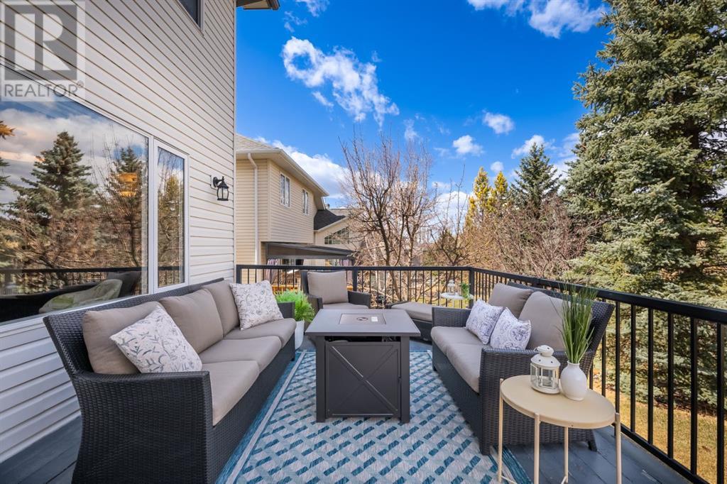 18 Gleneagles View, Cochrane, Alberta  T4C 1N9 - Photo 32 - A2216551