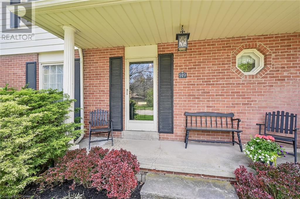 Property at 149 LOWDEN Avenue image 3