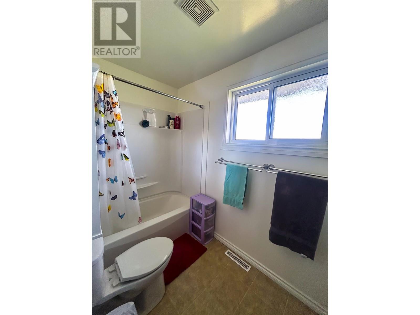 1924 90 Avenue, Dawson Creek, British Columbia  V1G 1A6 - Photo 14 - 10347708
