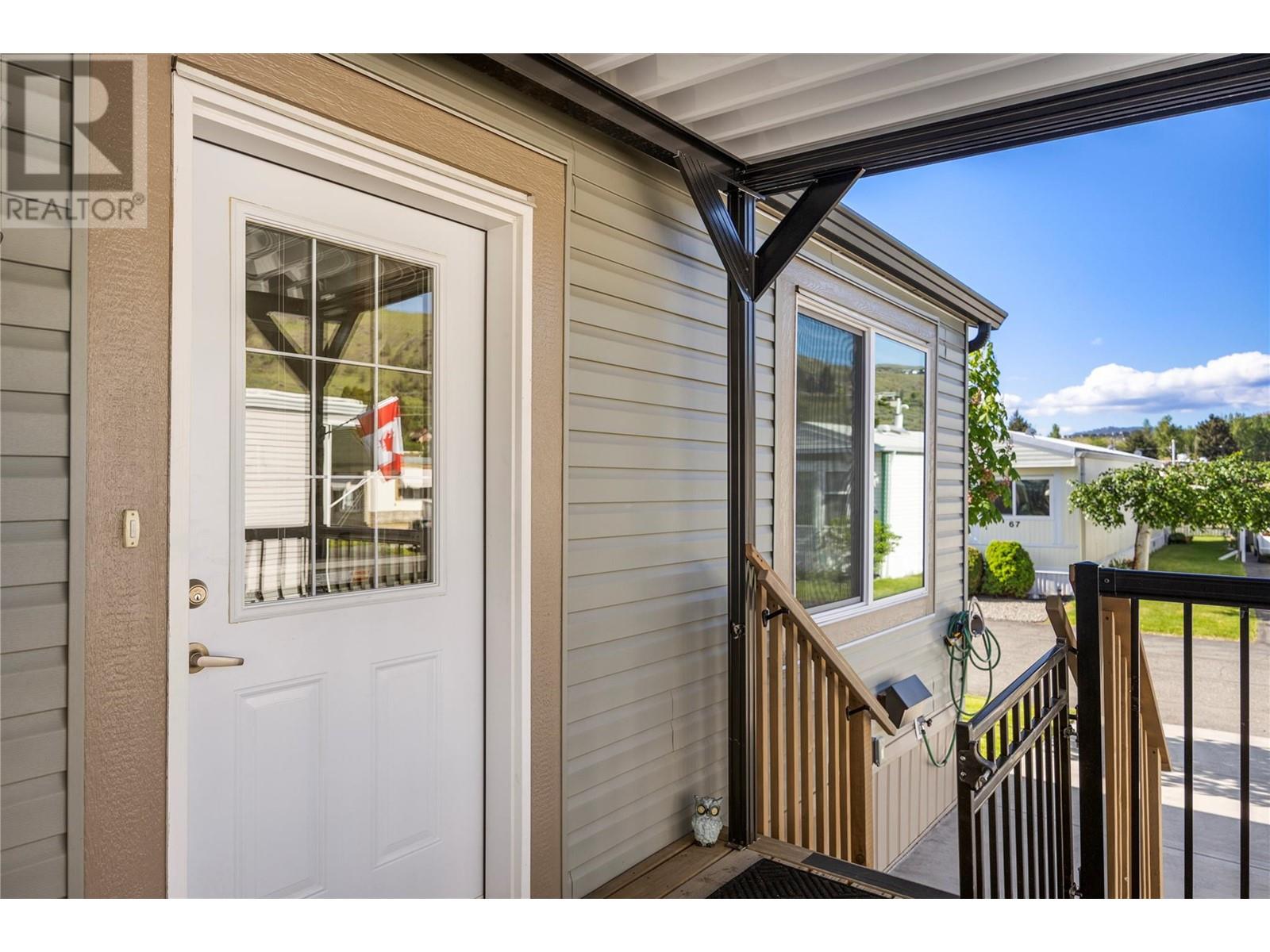 2400 Oakdale Way Unit# 58, Kamloops, British Columbia  V2B 6W7 - Photo 4 - 10347621