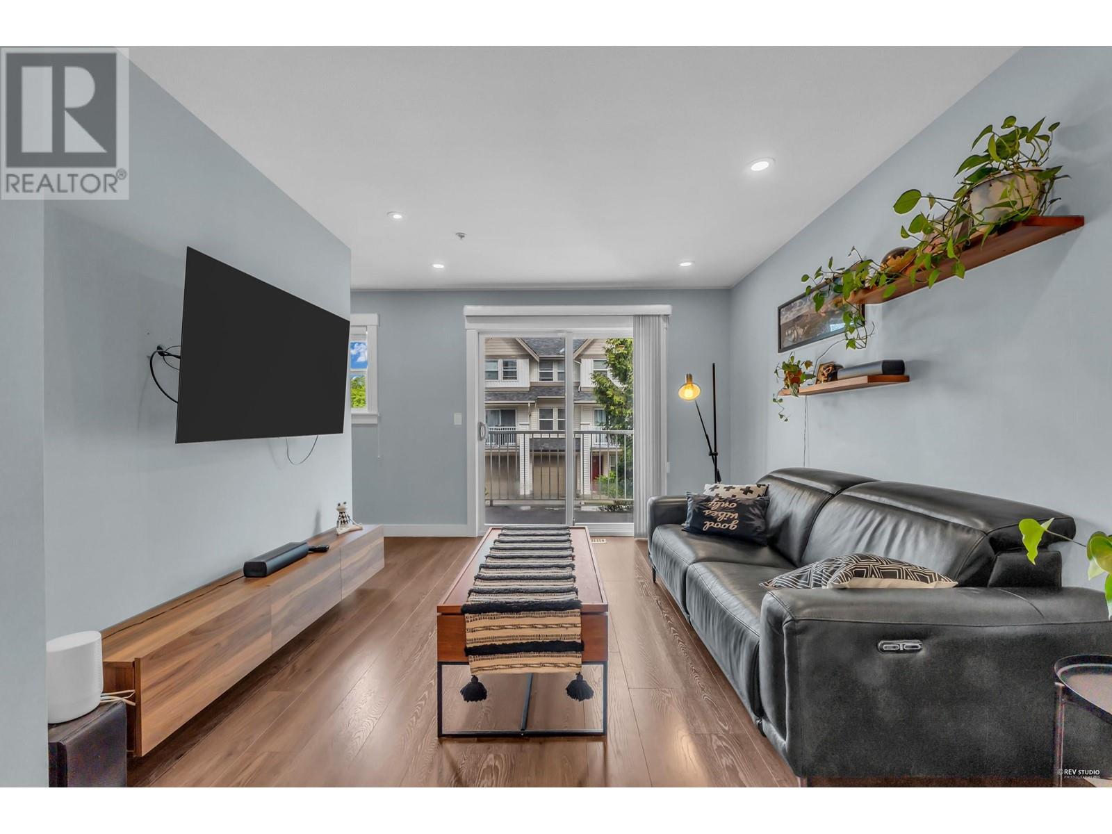 18 1260 Riverside Drive, Port Coquitlam, British Columbia  V3B 8C7 - Photo 13 - R3002052