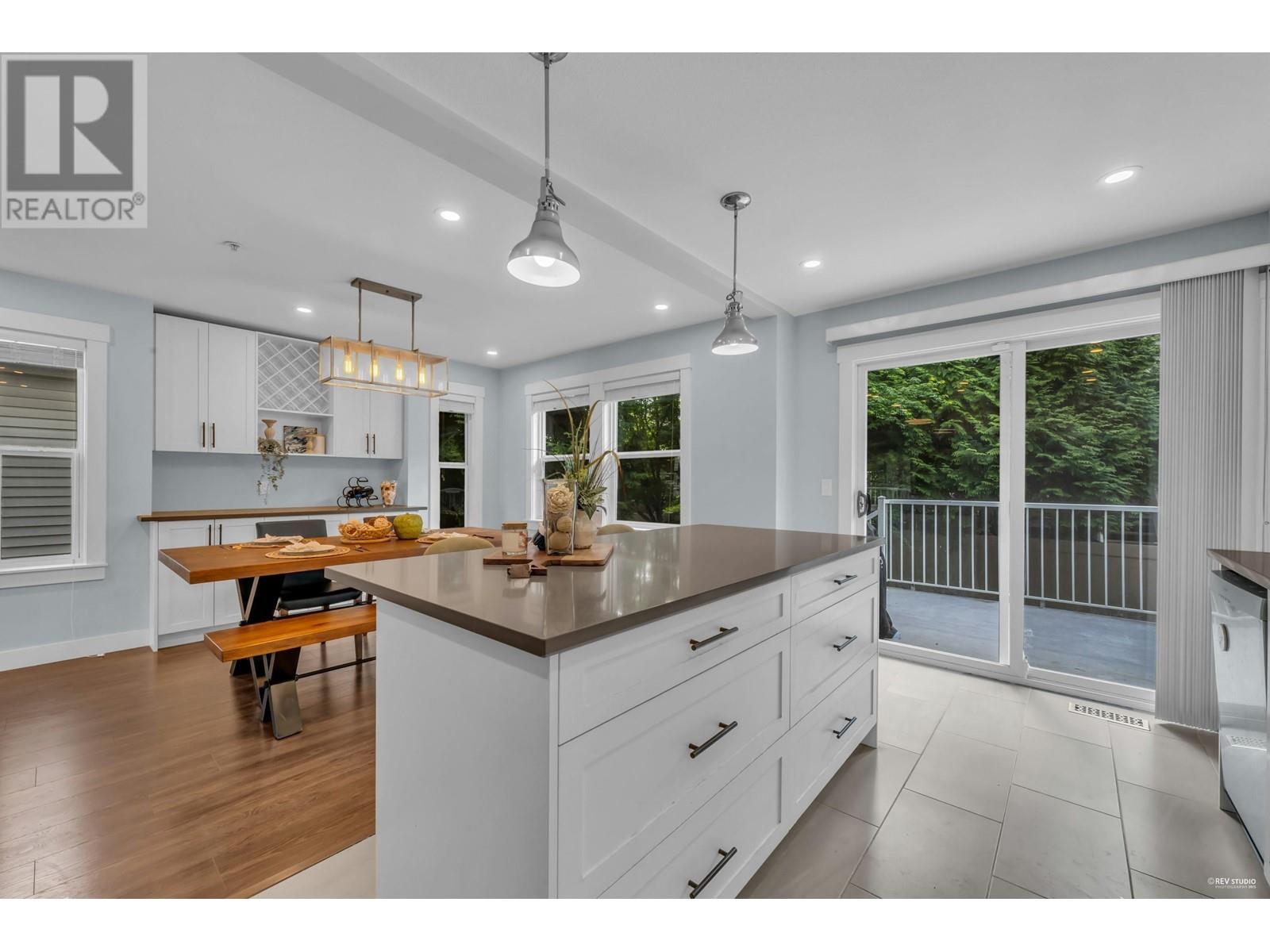 18 1260 Riverside Drive, Port Coquitlam, British Columbia  V3B 8C7 - Photo 3 - R3002052