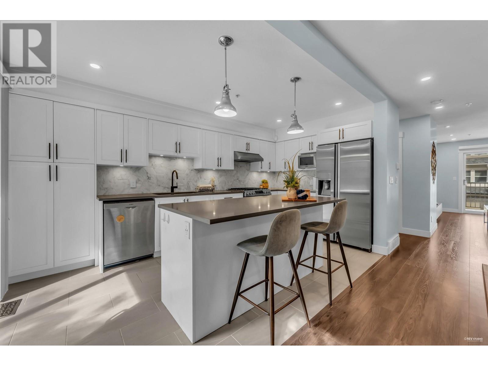 18 1260 Riverside Drive, Port Coquitlam, British Columbia  V3B 8C7 - Photo 5 - R3002052